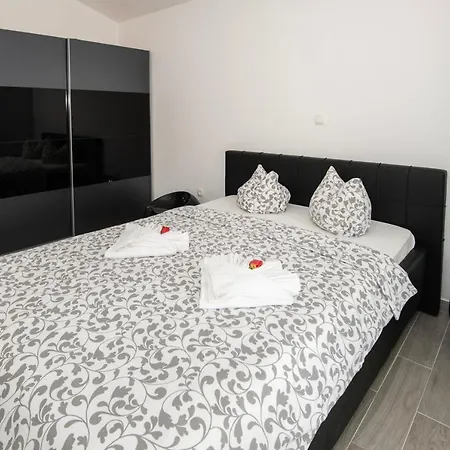 Apartman Mali Nono