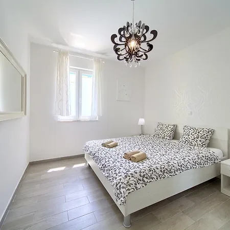 Mali Nono Apartman