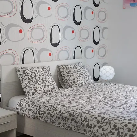 Mali Nono Apartman Salatic