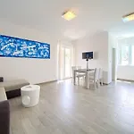 Mali Nono Apartament Salatić