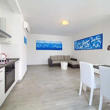 Appartement Mali Nono Salatić