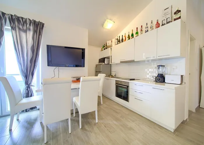 Appartement Mali Nono Salatić
